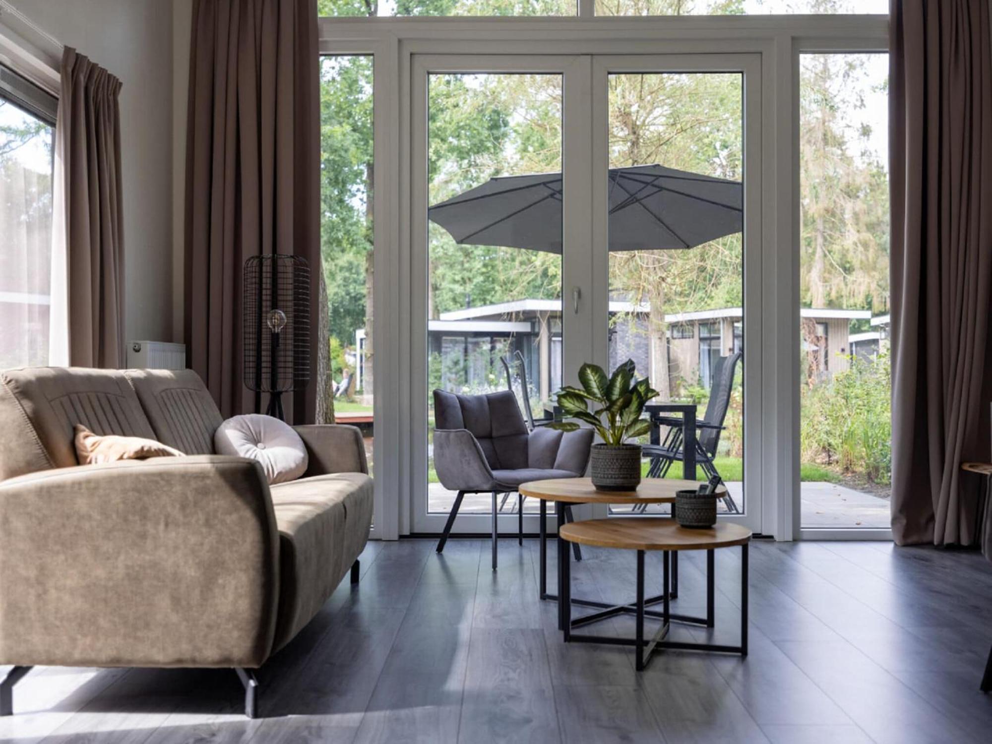 Comfortable Chalet With Combination Microwave Near The Veluwe โฮนเดอร์โล ภายนอก รูปภาพ